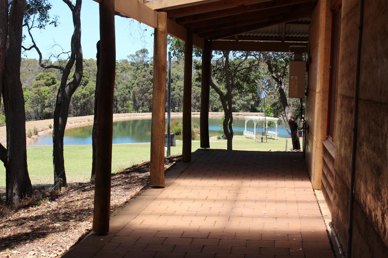 Woodstone Goanna Cottage Dunsborough Bagian luar foto